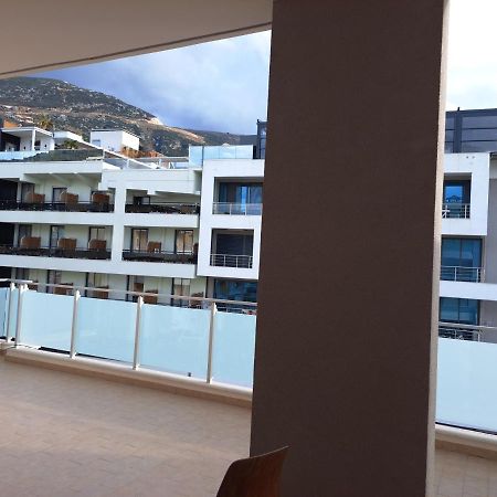 Aura Apartment Vlorë Екстериор снимка