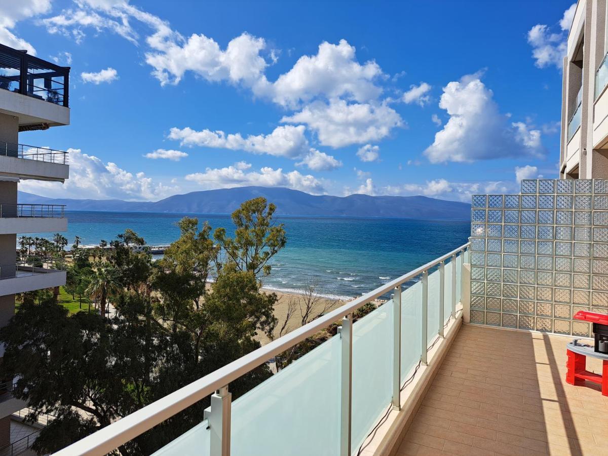 Aura Apartment Vlorë Екстериор снимка